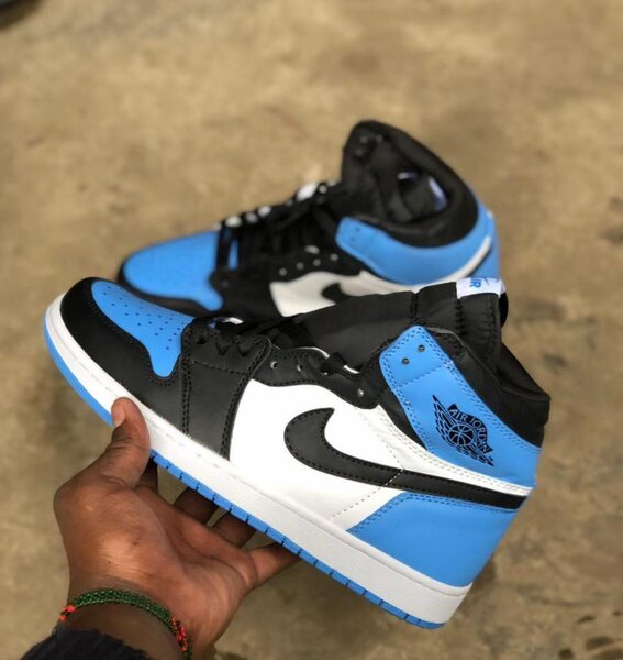 Jordan (1) high top
