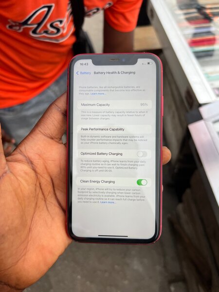 iPhone 11 64gig