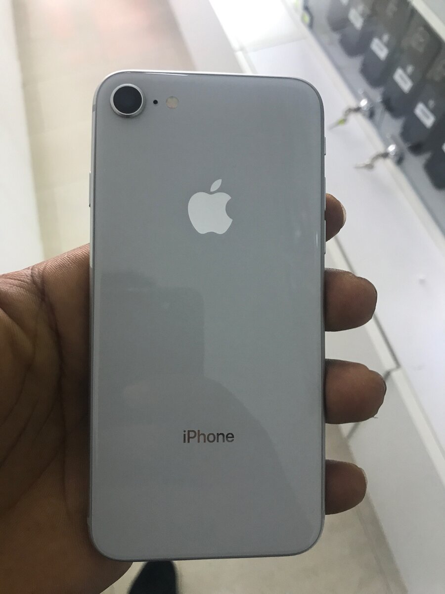 iPhone 8