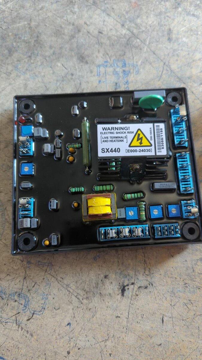 AVR sx440