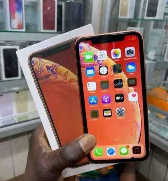 iPhone XR