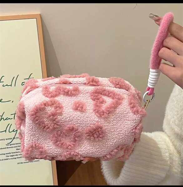 Makeup bag
