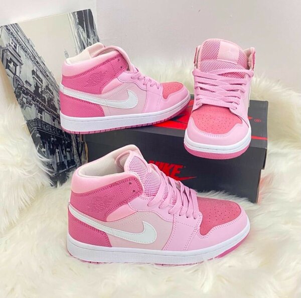 AIR JORDAN 1