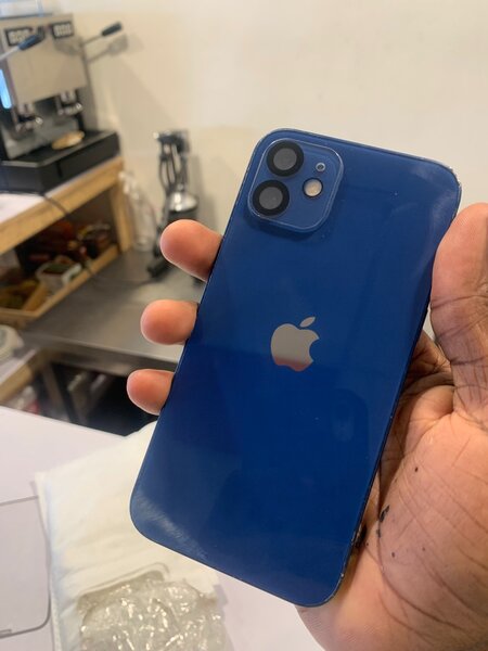 iPhone 12 simple 64GB