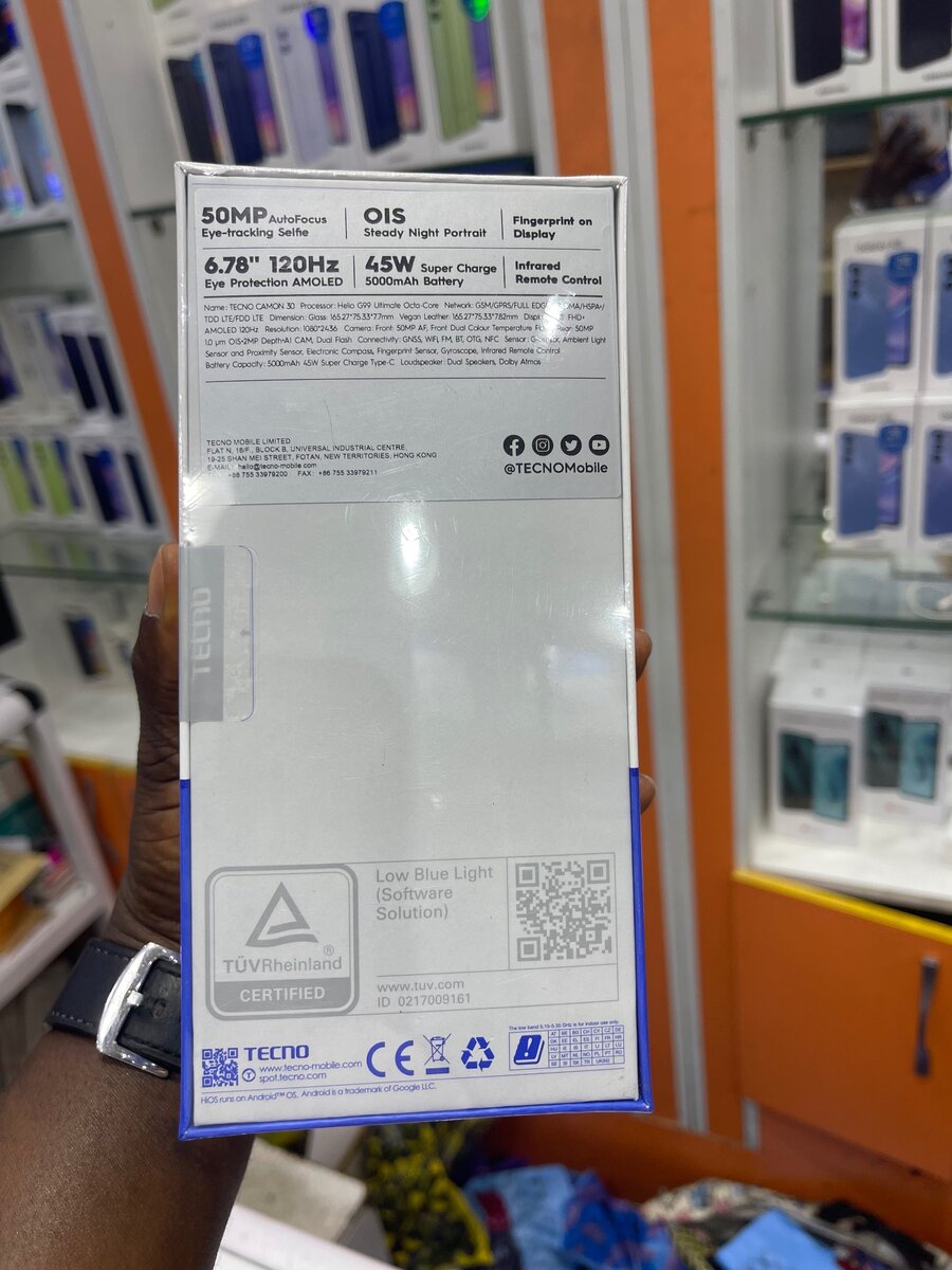 TECNO CAMON 30