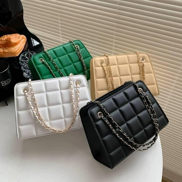Hand bag