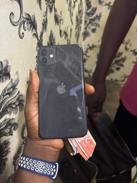 iPhone 11 128 gig