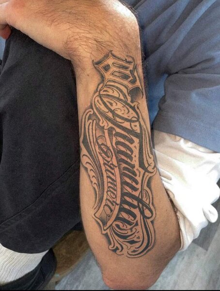 Tatouage artisanal inspirant