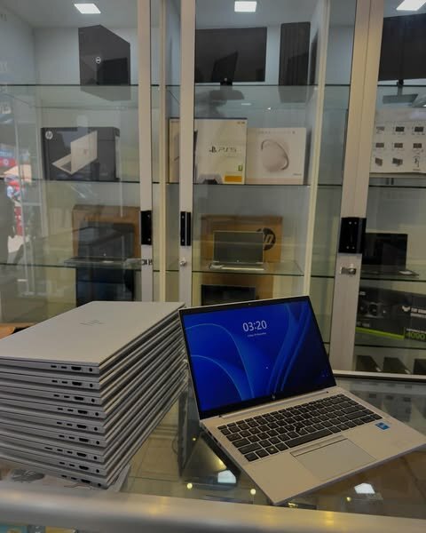 HP Elitebook 840 G8