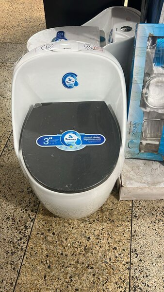 COMPLETE WC