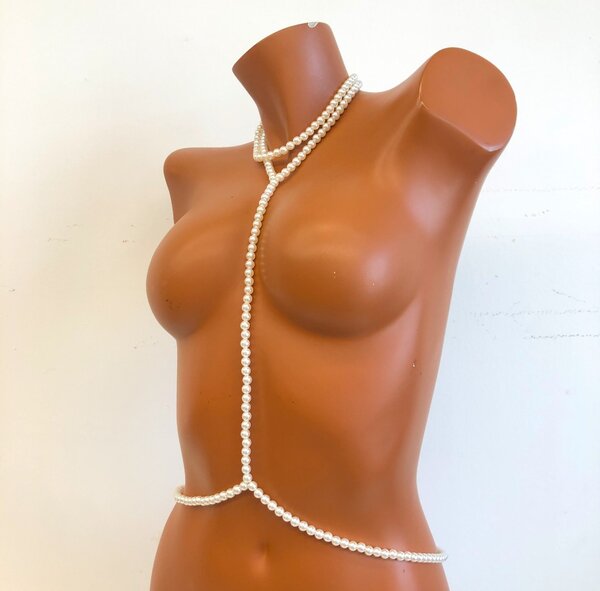 Pearl body