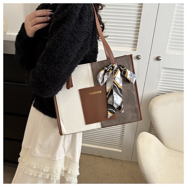 Ladies bag