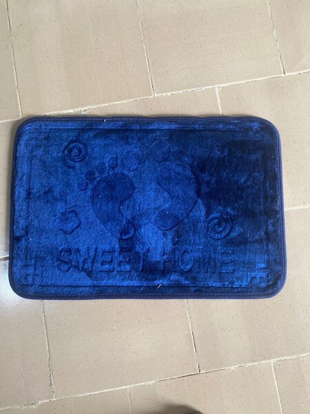 Tapis moyens pour seul de porte et cuisine