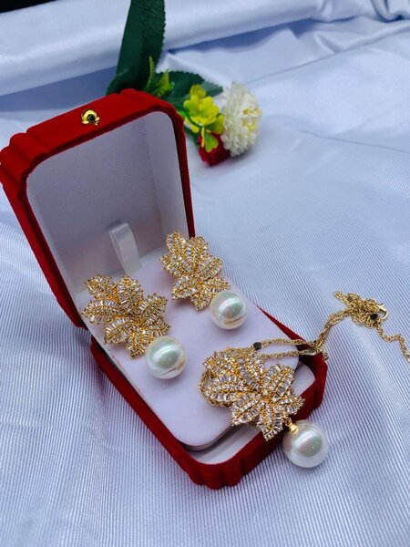 Laila jewelry 