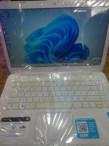HP LAPTOP