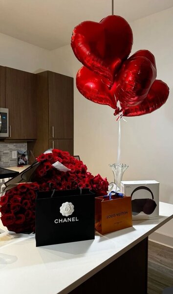 Roses and gift packages
