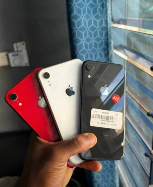 IPHONE XR