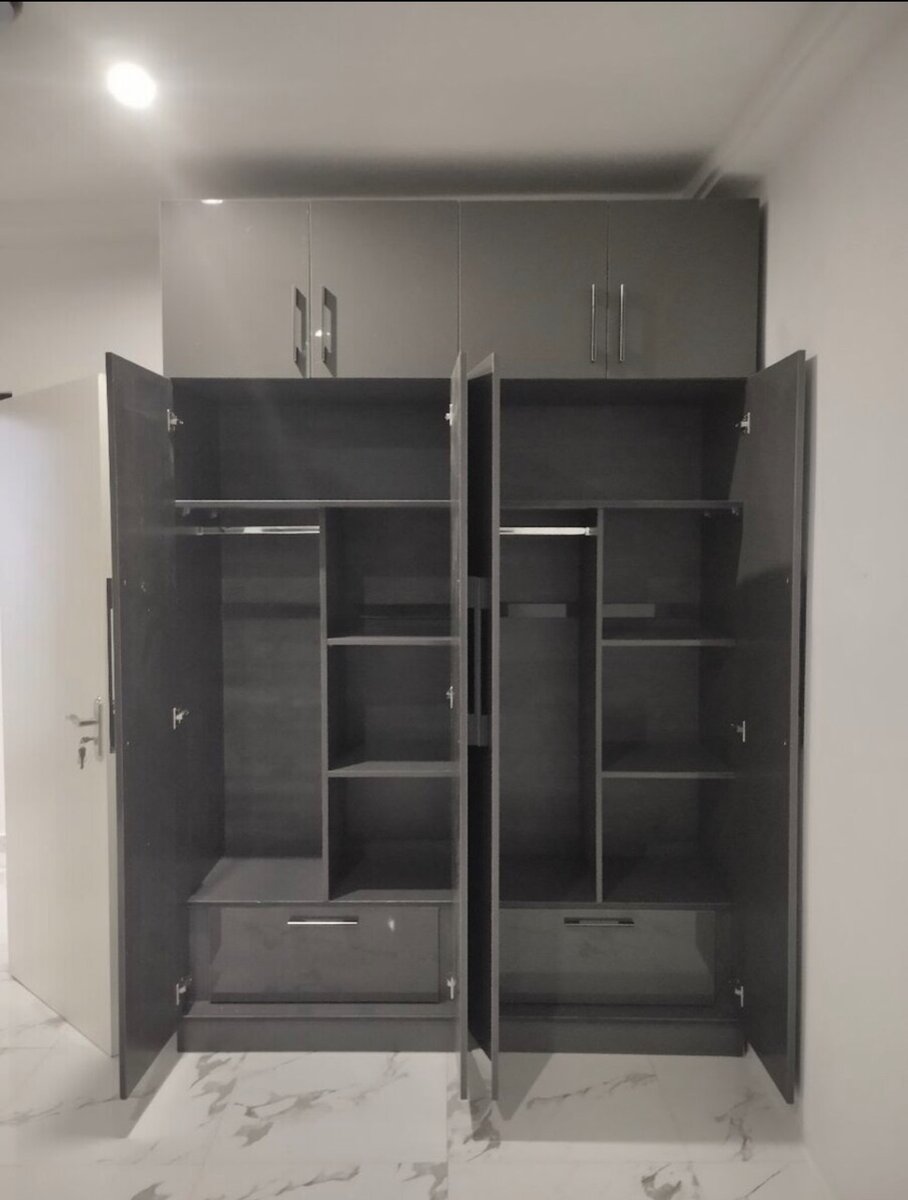 FIBRE WARDROBE