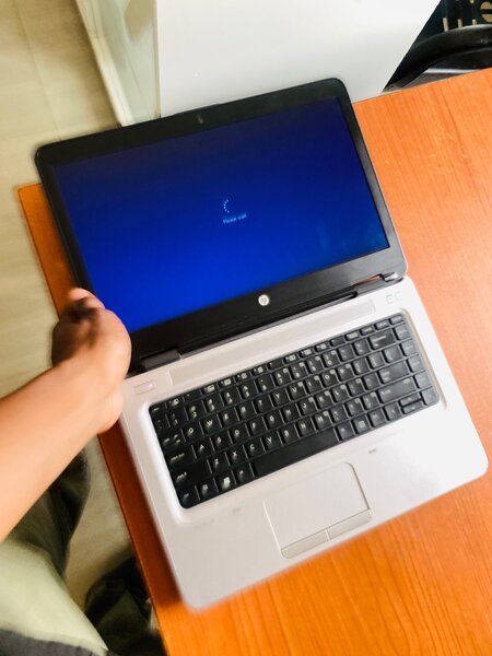 HP LAPTOP