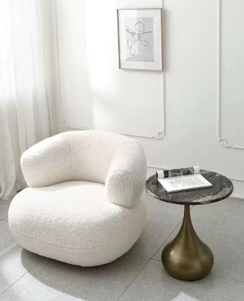 Fluffy Lounge Chair