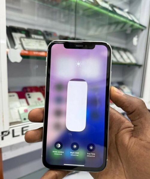 iPhone XR 128gb