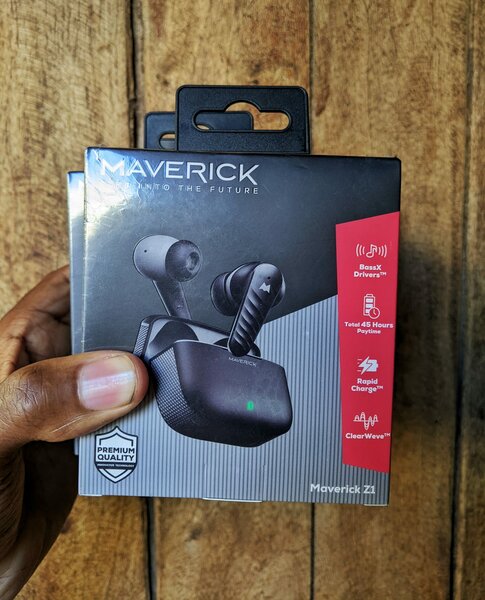 Maverick Z1 buds