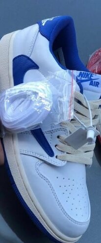 Nike sneakers blue