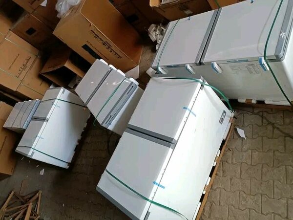 Double door freezer