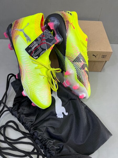 Crampons de foot futur pro fg