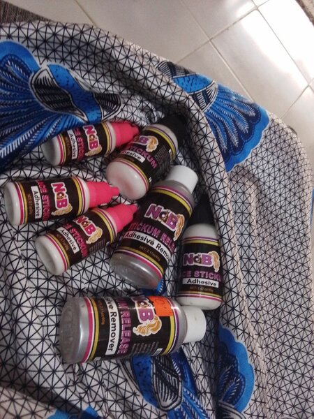 Colle et Dissolvant NGB