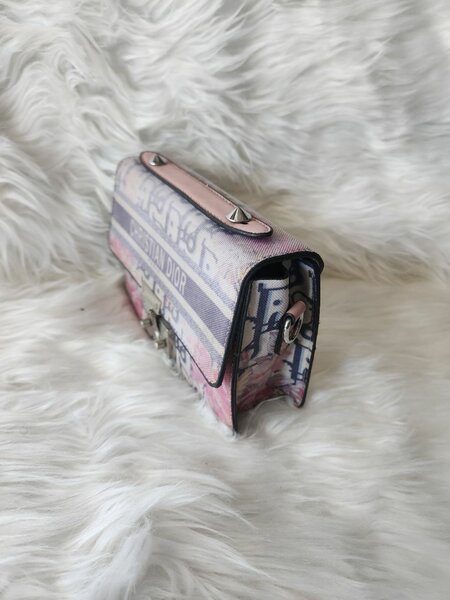 Ladies bag