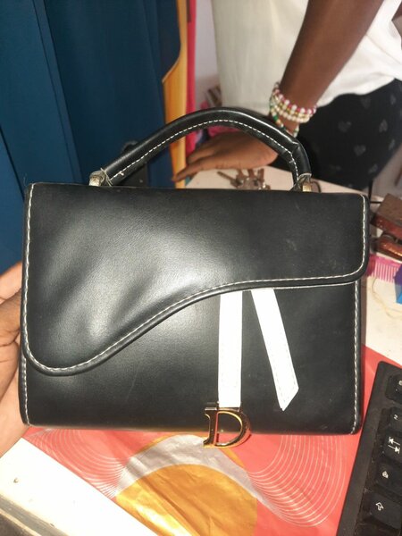 Sac à main élégant en cuir