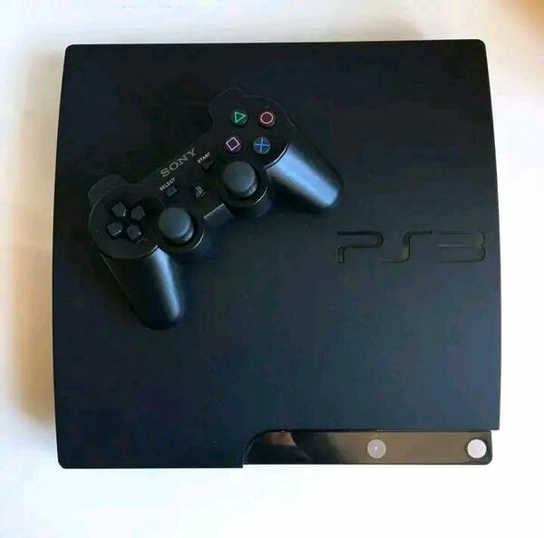 Console PS3 Slim avec manette