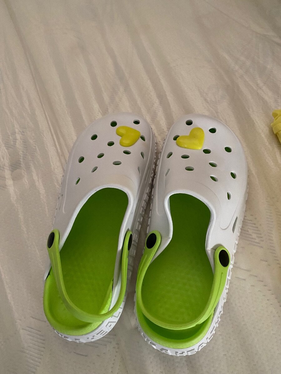 Hospital crocs