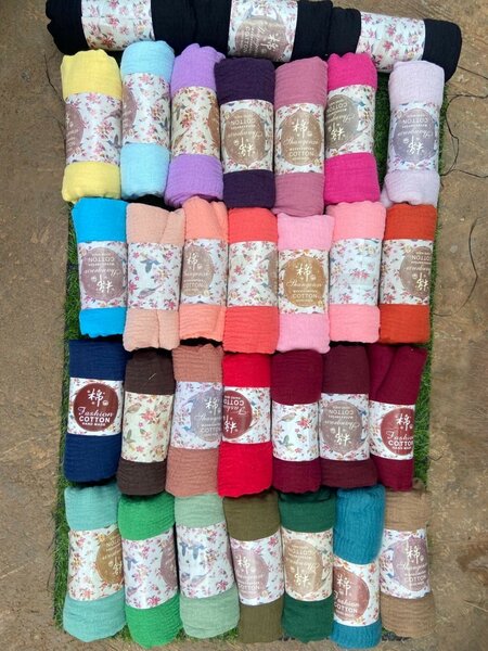 Crinkled scarf