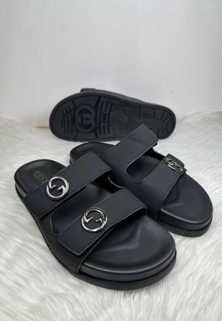Sandal
