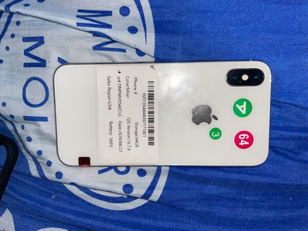 iPhone X 64Go