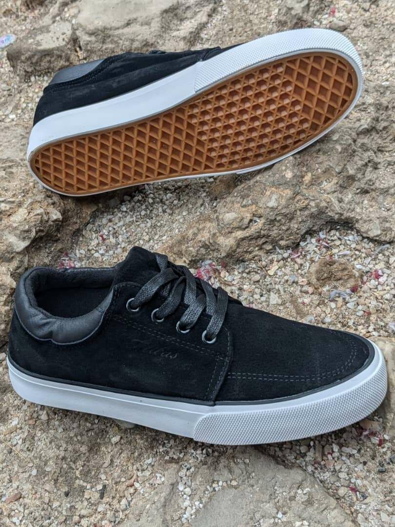 Van's