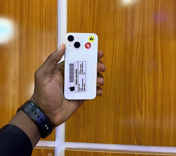 iPhone 13