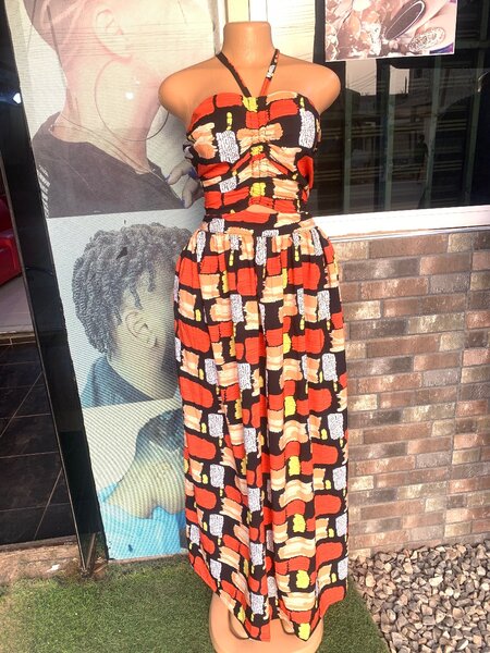 Backless dress