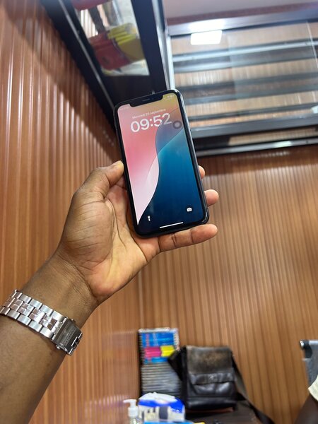 iPhone 11 simple 64giga occasion