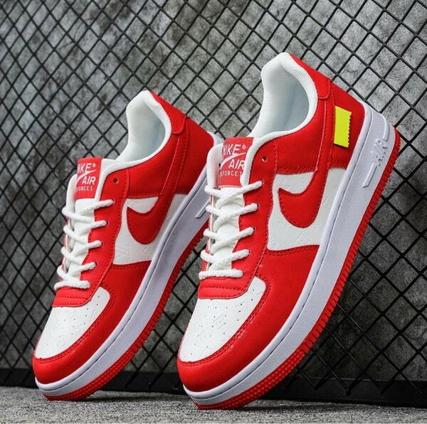 Ladies sneaker