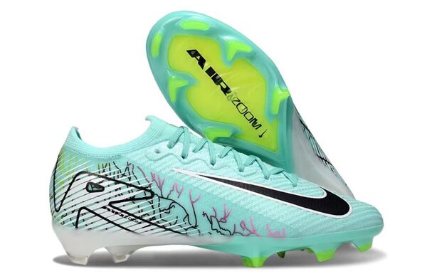 Chaussures de Football Nike Mercurial