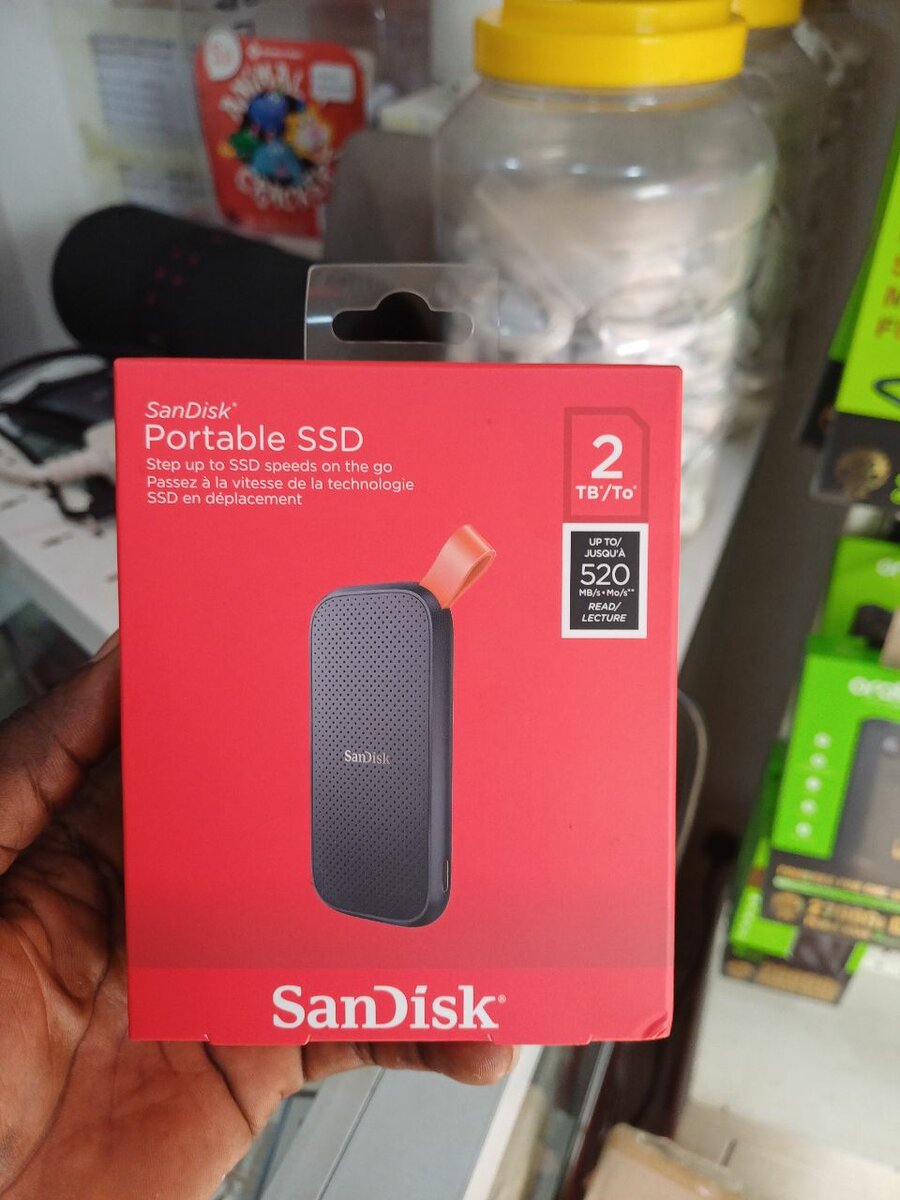 SANDISK 2TB SSD PORTABLE EXTERNAL HARD DRIVES