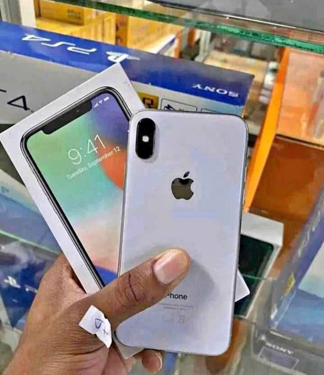 iPhone X 64 Go