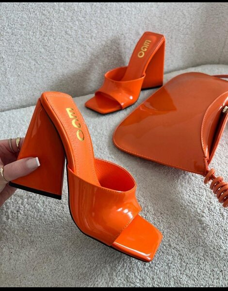 Stock Heel