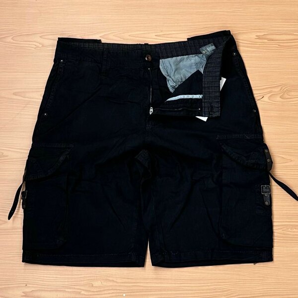 Solid camo shorts