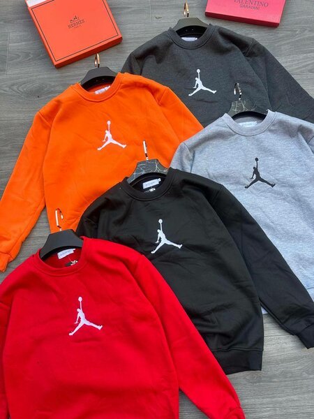SWEATSHIRTS
