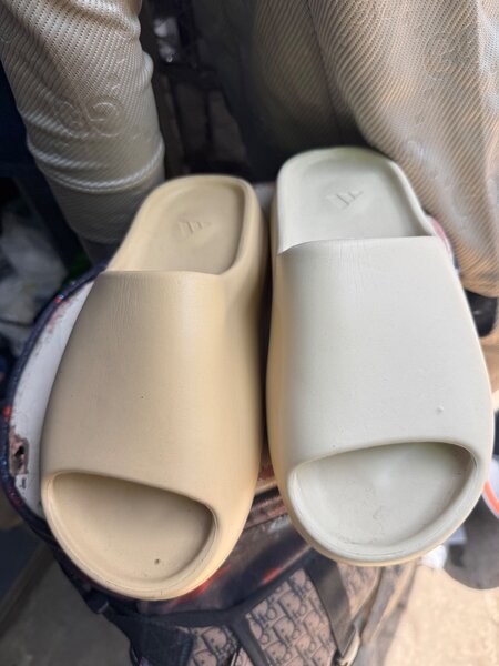 Claquettes confortables unisexes