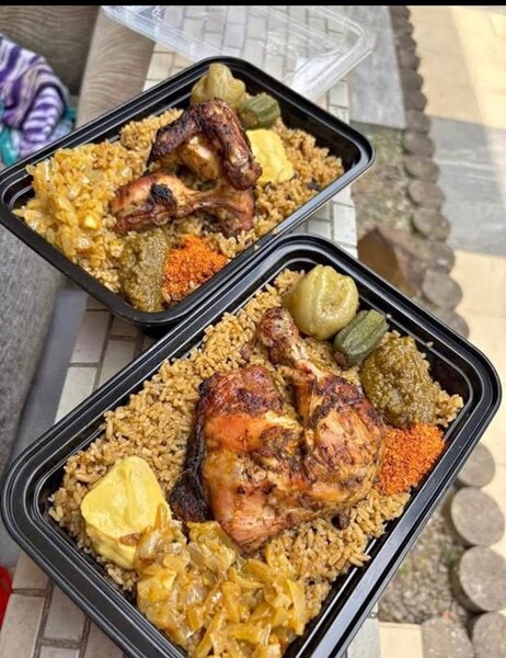 Délice de Poulet Grillé avec Riz